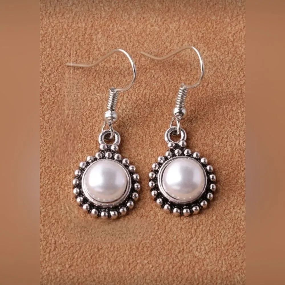 Pearl Drop Earrings #2144